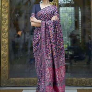 AKHILAM Women's Silk Blend Bandhani Print Kanjivaram Saree Saree With Unstitched Blouse Piece Blue